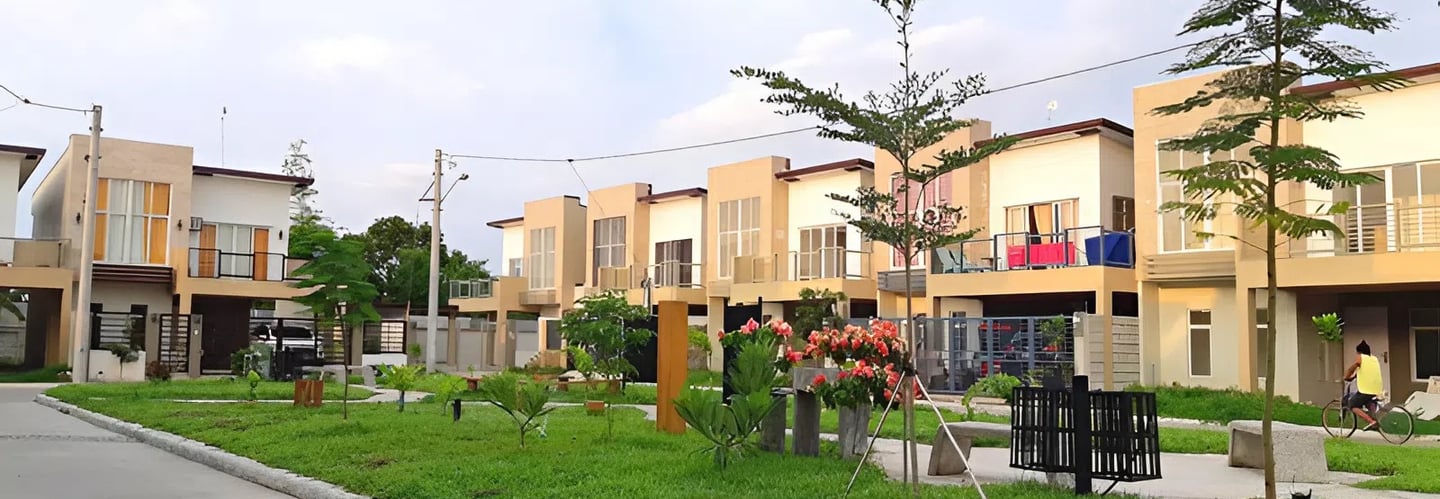 Lancaster New City Glenbrook Village