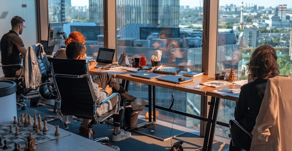 Remote Assistant at Remotivly Office