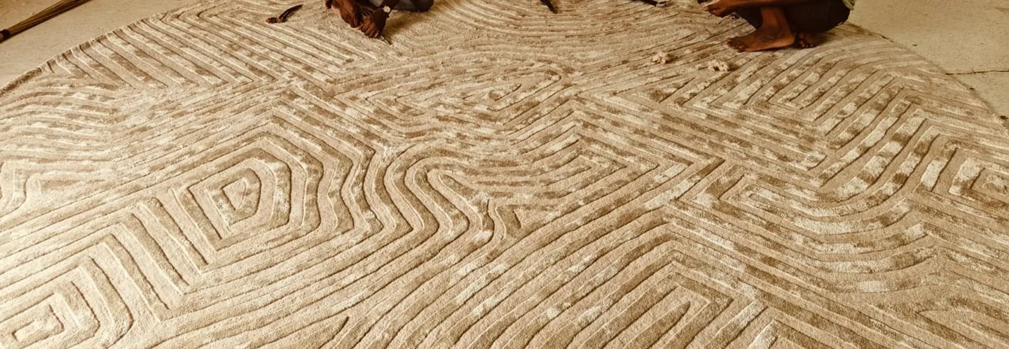 Minimalist modern rug design by Rasida Creation, handmade with care
