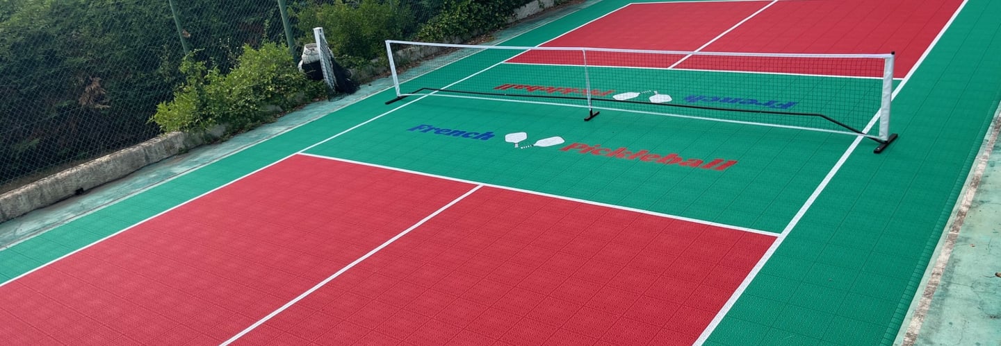 terrain de pickleball en dalles PVC clipsables