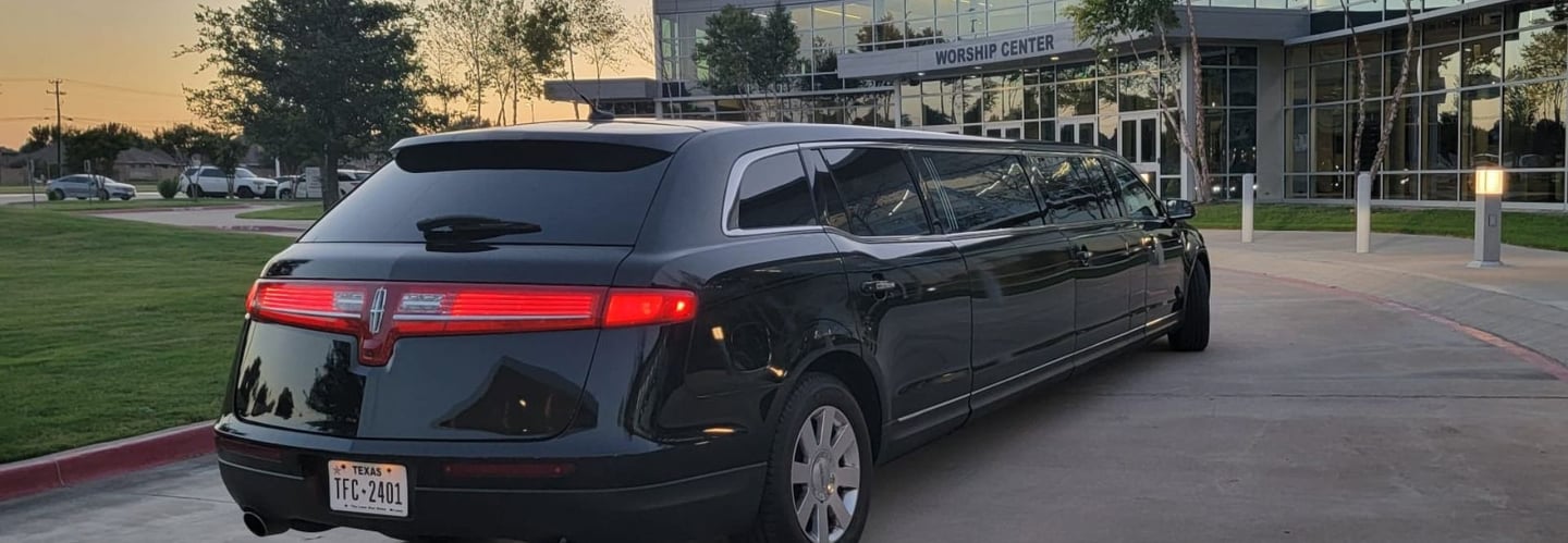 Limo outside wedding venue