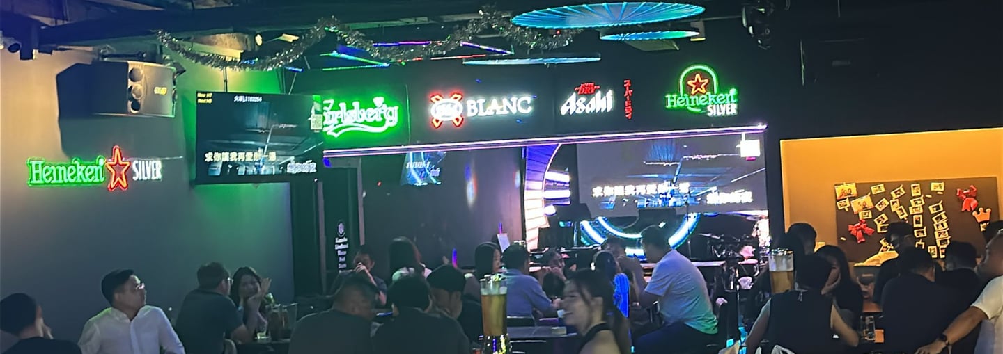 Family friendly KTV Pub, pub with food, zi char, food near me, pizza near me, near mrt