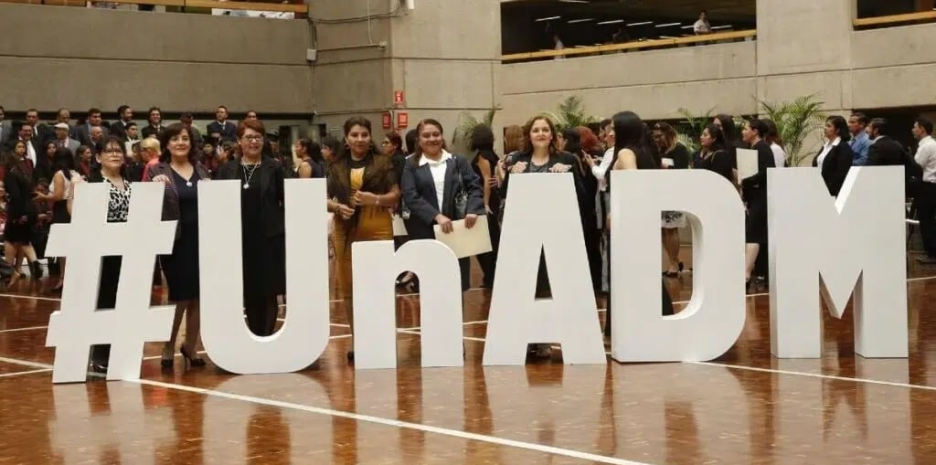 10 Razones para Estudiar en la UnADM UnADM Carreras en Línea