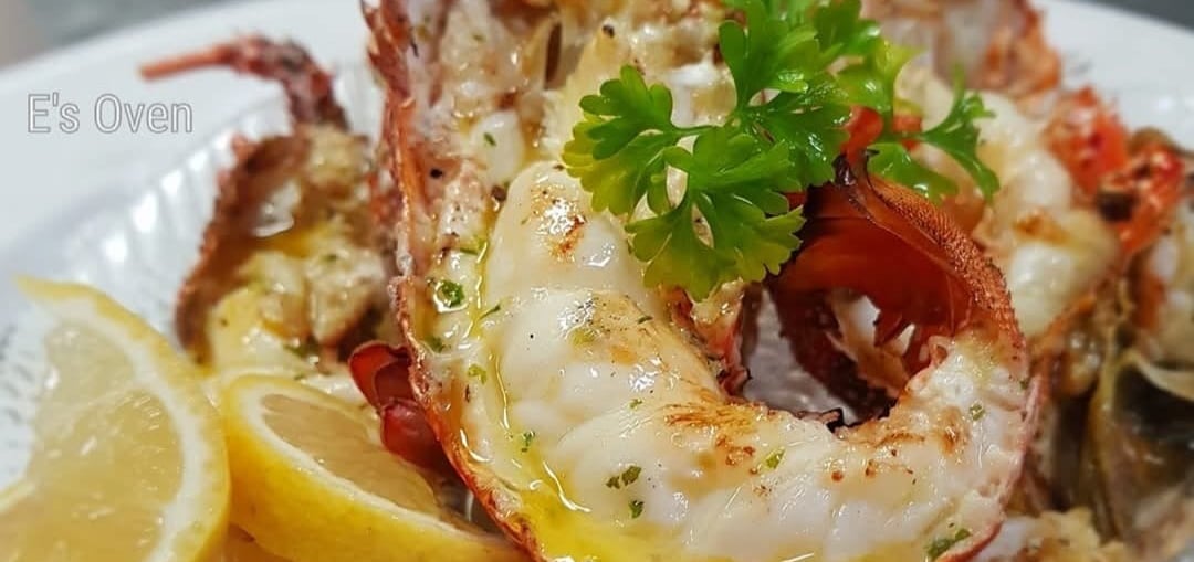 Assiette de langouste grillée par un chef privé Fabulous Feasts à St Martin