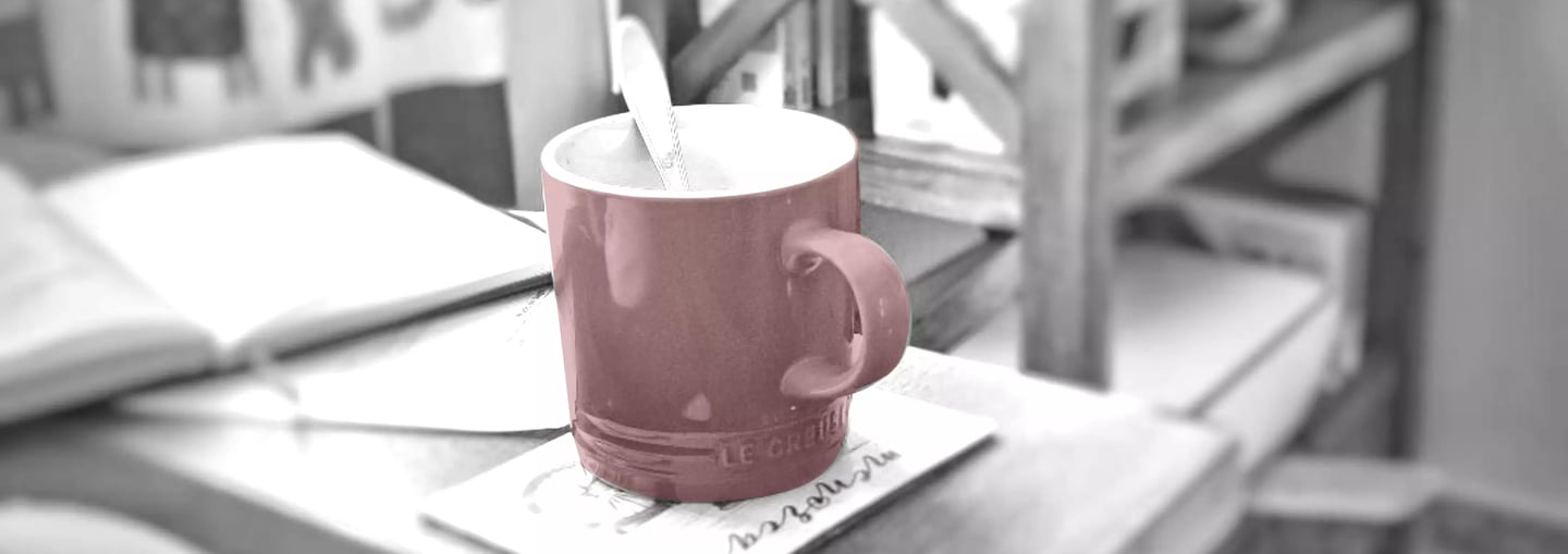 Una taza de color de la remolacha para las formaciones de Redmolacha
