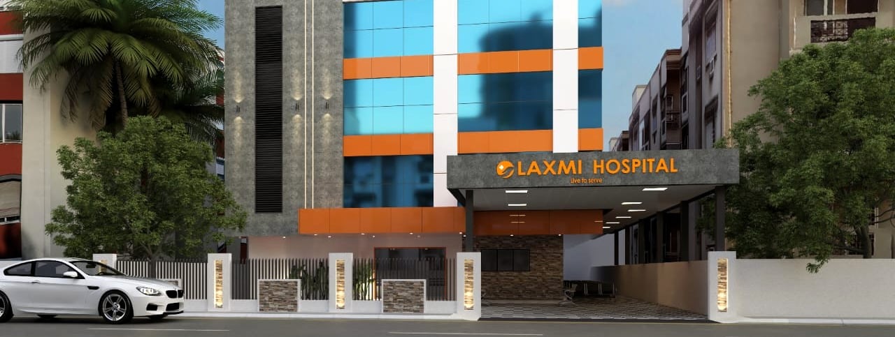 An image of Laxmi Hospital building in Kochi, Kerela