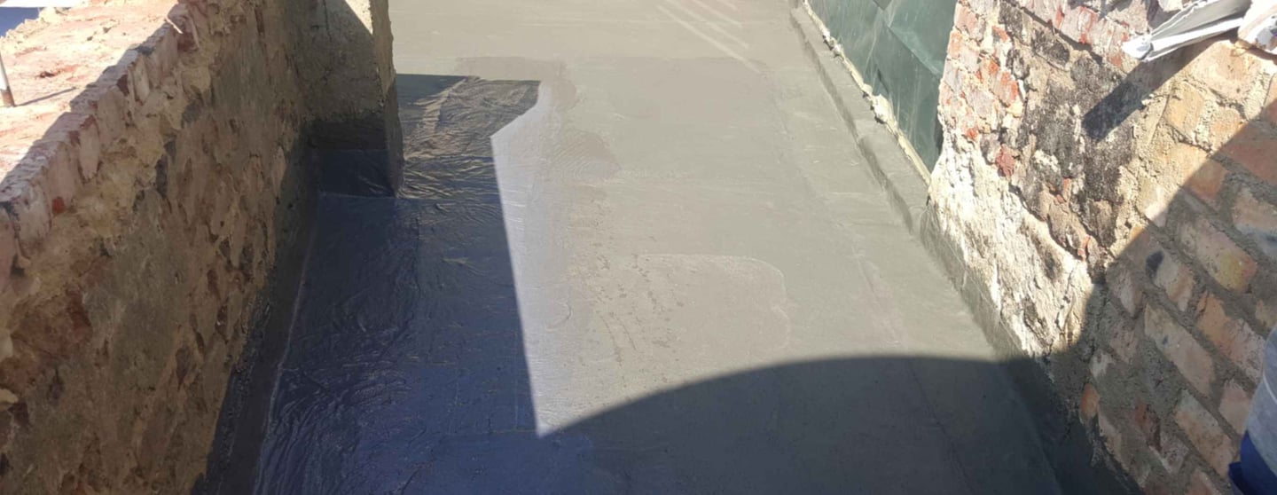 Damp Repairs Greenside