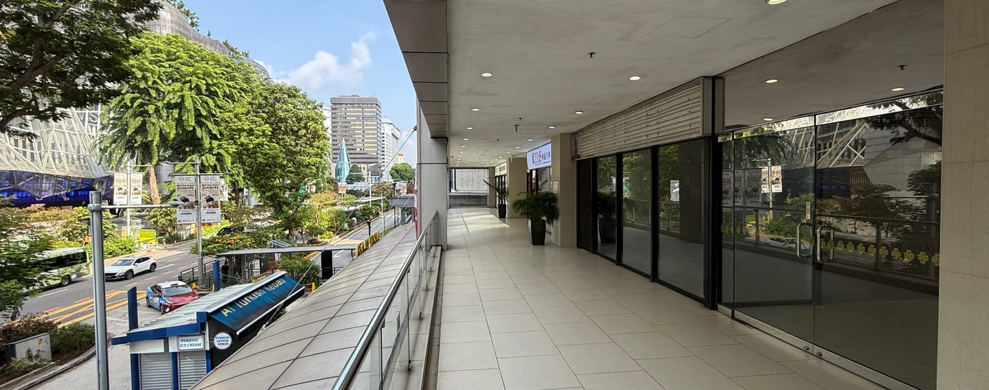 Lucky Plaza Shop For Sale