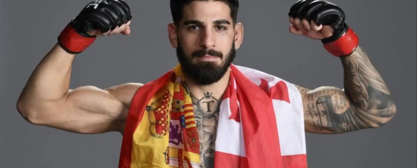 topuria español plano derecho