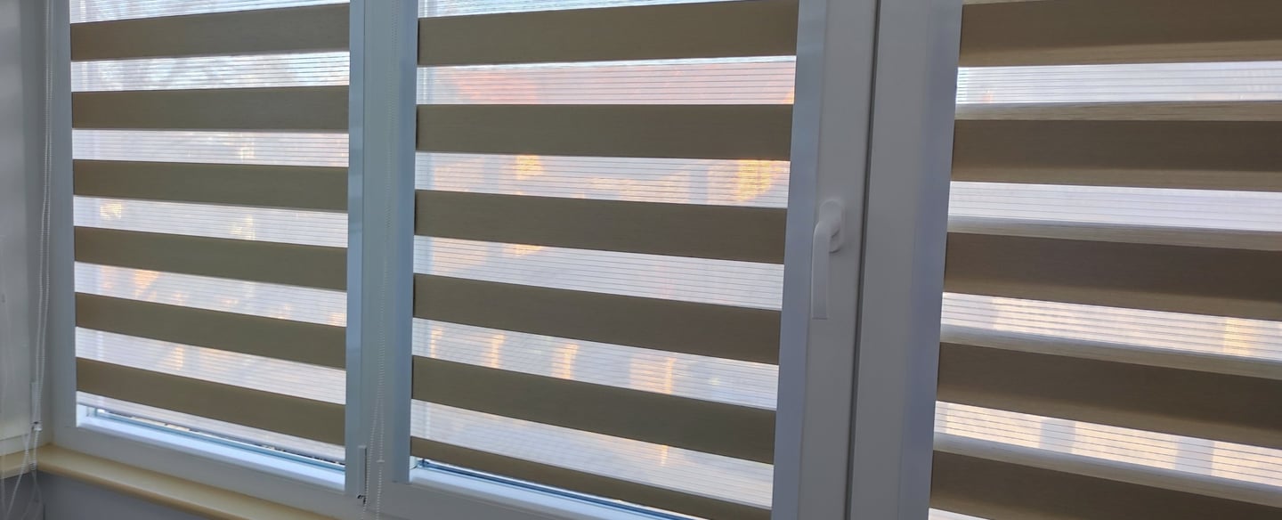 Rolete textile simple sau casetate Sev Home