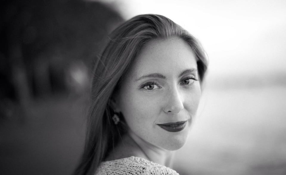 layla-claire-soprano-headshot.jpg