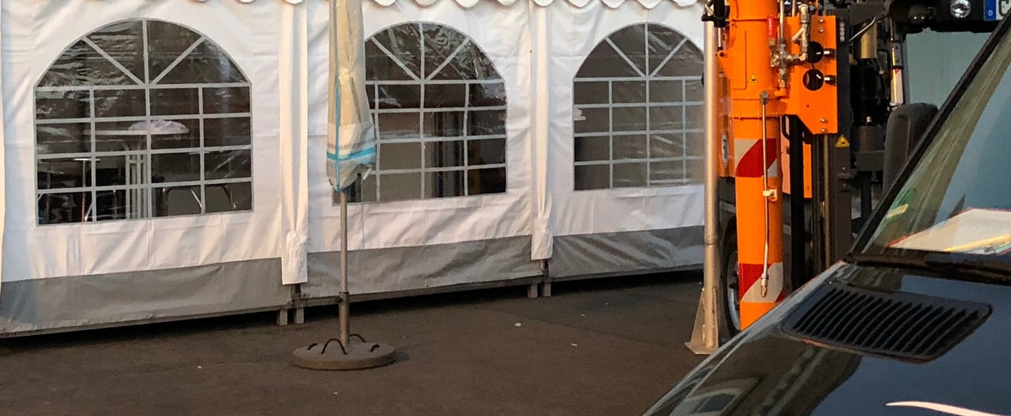 Messestand mit Zelt auf der Nordbau in Neumünster