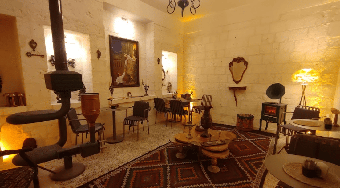Urfa’da Akşam Gezmesi: Kafeler, Sokaklar, Işıklar