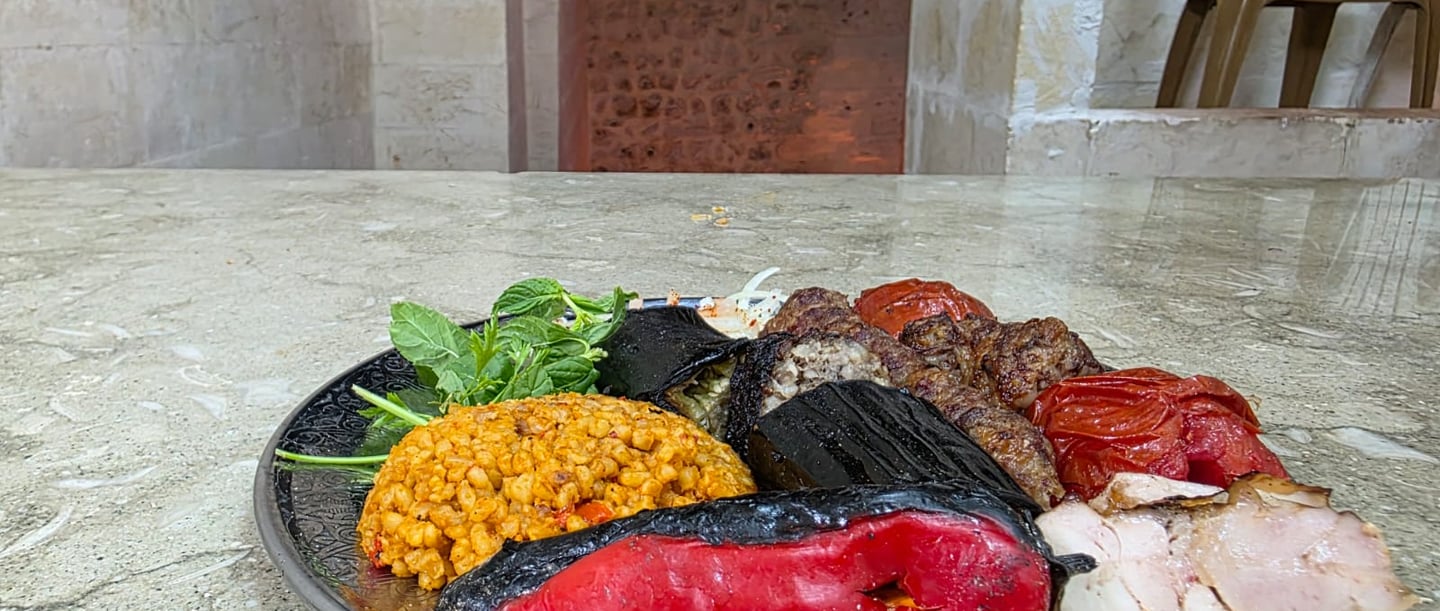 Urfa’da Sıra Gecesi Rezervasyonu Nasıl Yapılır? (2025 Rehberi)