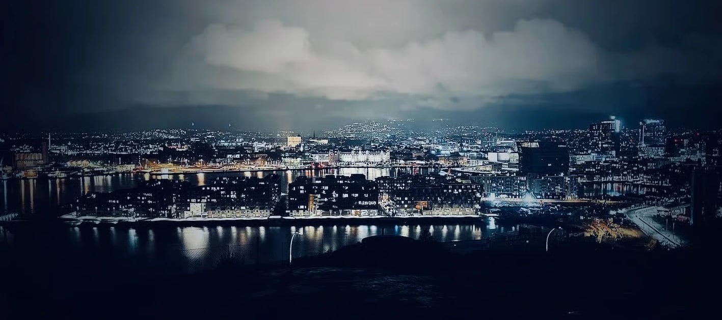 Oslo Port – Norway: Human trafficking support by Oslo police Zainab Abdulkarim Ali, Salah Al Saadi