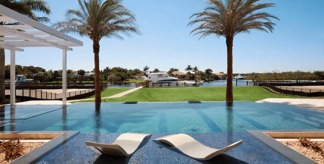 Pool and loungers - landscaping Marbella
