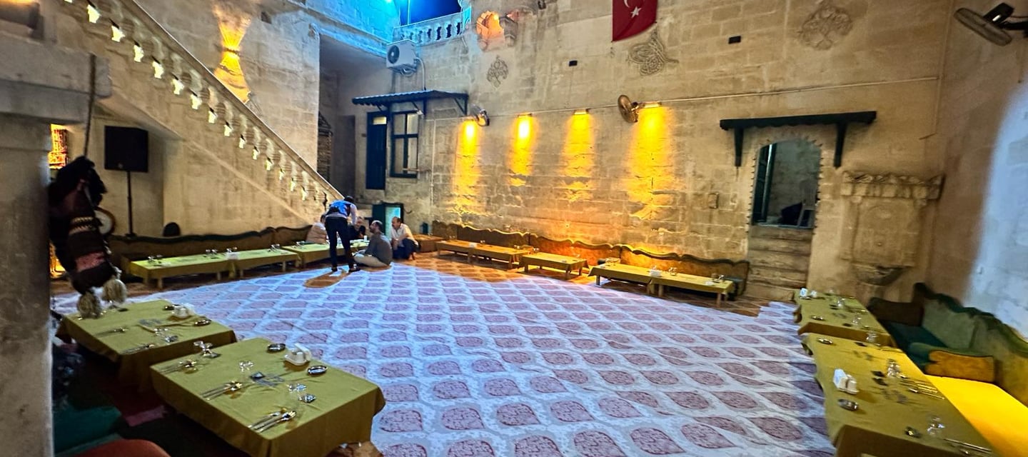 Urfa Sıra Gecesi Rezervasyon