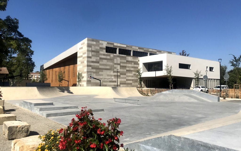 Parc des sport Saint-Chamas