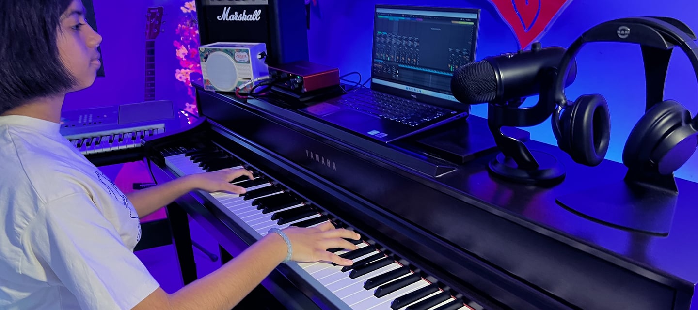 Shreyashi Tripathy Piano Home Studio