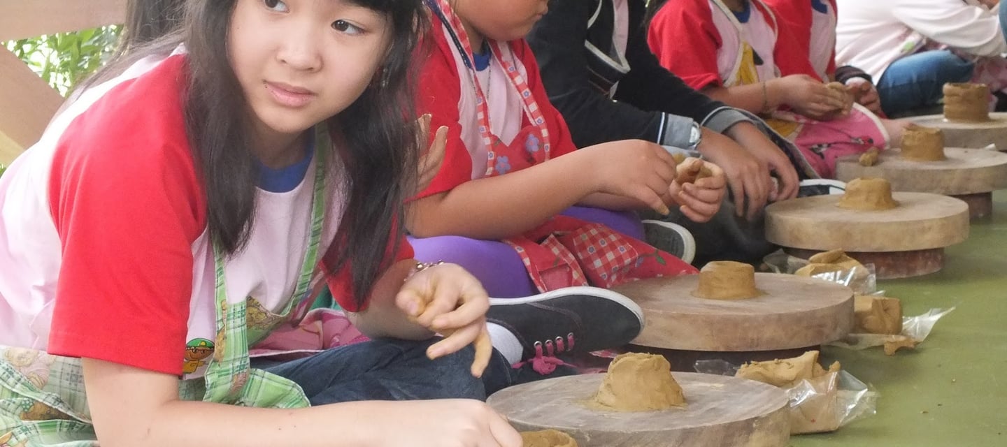 Pelatihan keramik