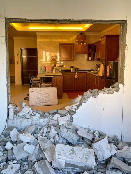 تكسير جدار بالطائف قص ابواب بالطائف عامل تكسير بلاط بالطائف عمال