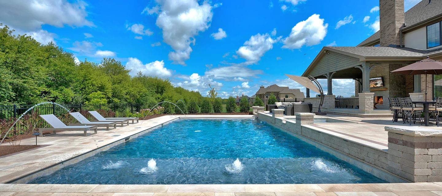 Luxury pool with fountains and water features