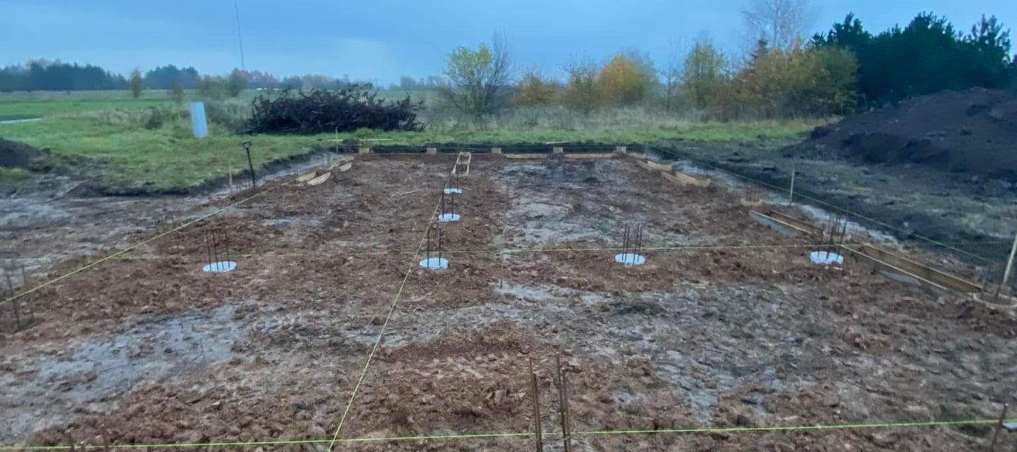 Polių gręžimas yra pamatų įrengimo technologija