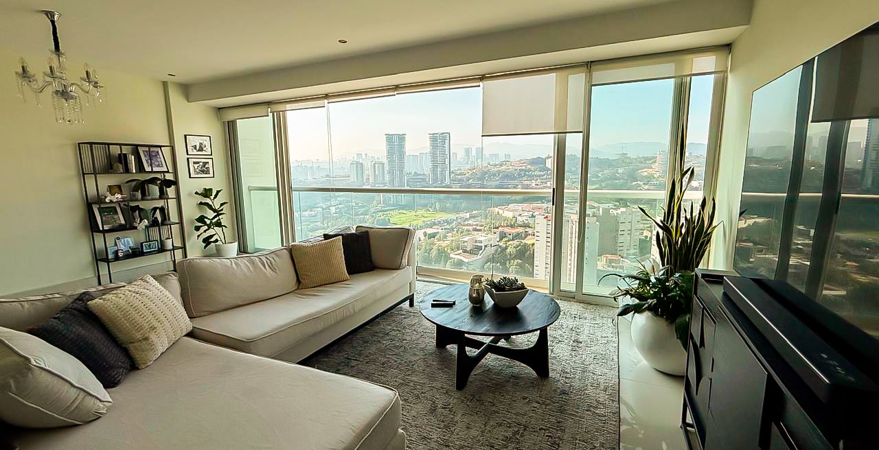 Vista al golf desde departamento en Bosque Real Towers