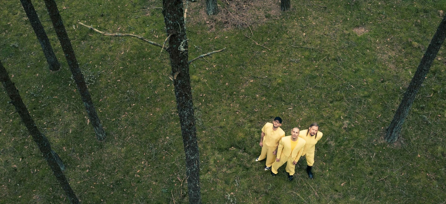 Grupė the Roop fotografija daryta dronu