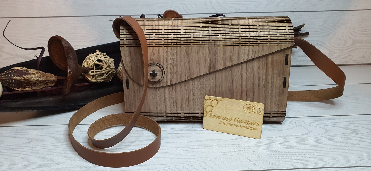 Borsa artigianale in legno