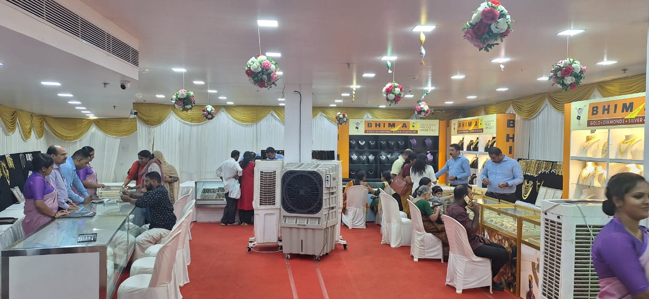 Exhibition by Bhima Jewellers Kerla using our Portable Showcases