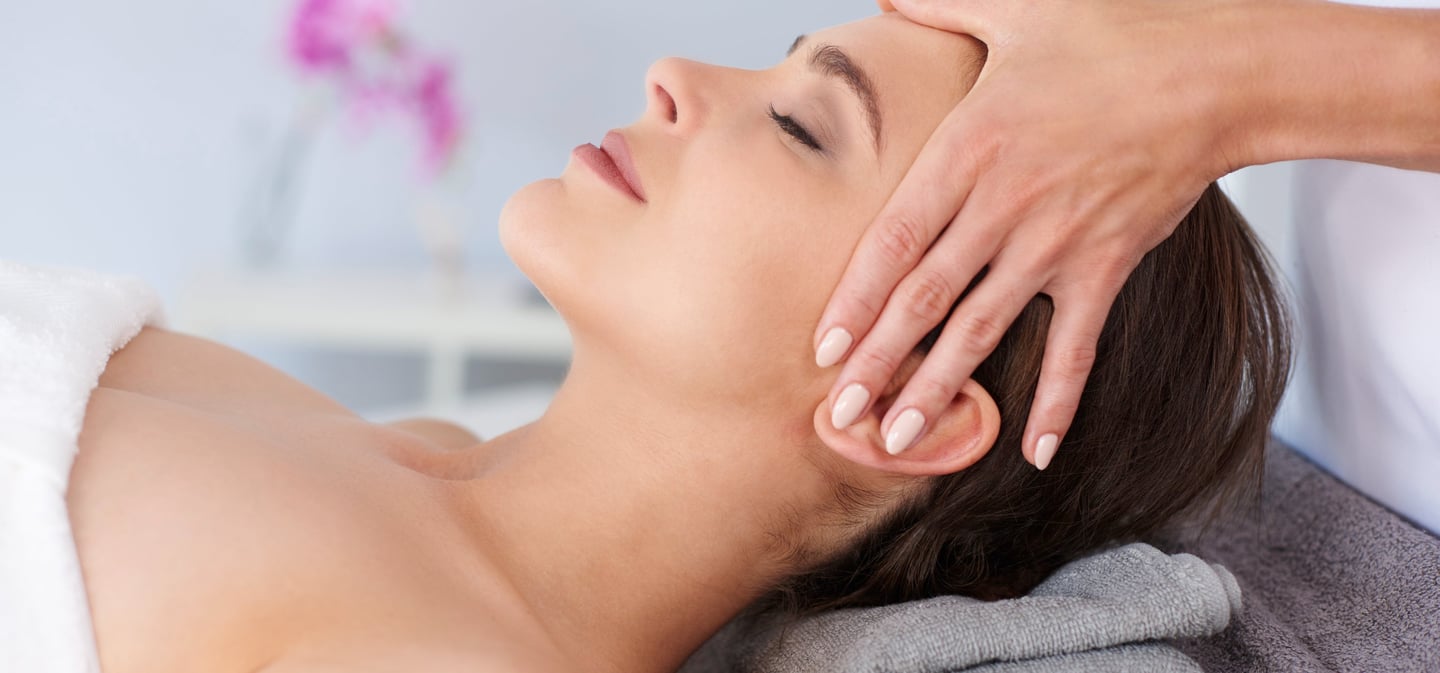 Face Sculpting Massage