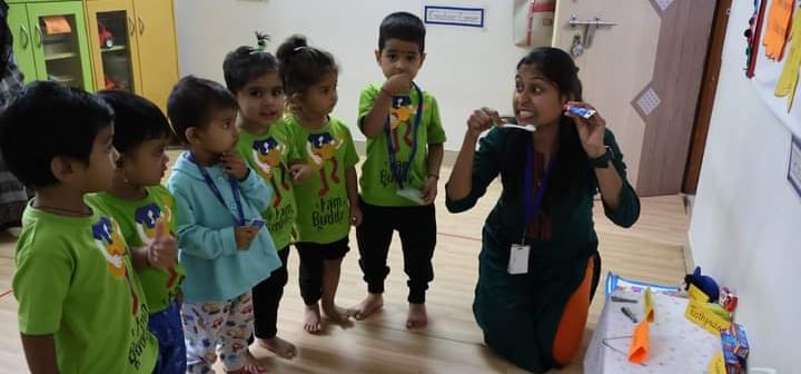 Teacher-Demonstrates-Daily-Habits