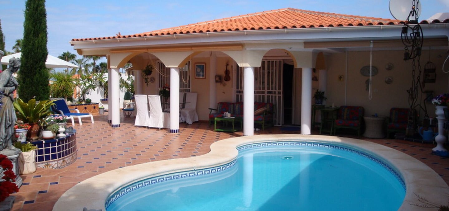 Luxury Villa "Violet" (calle Abona 1, Adeje, 38678), photo by Expedia