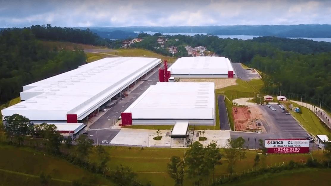 piso com endurecedor de superfície