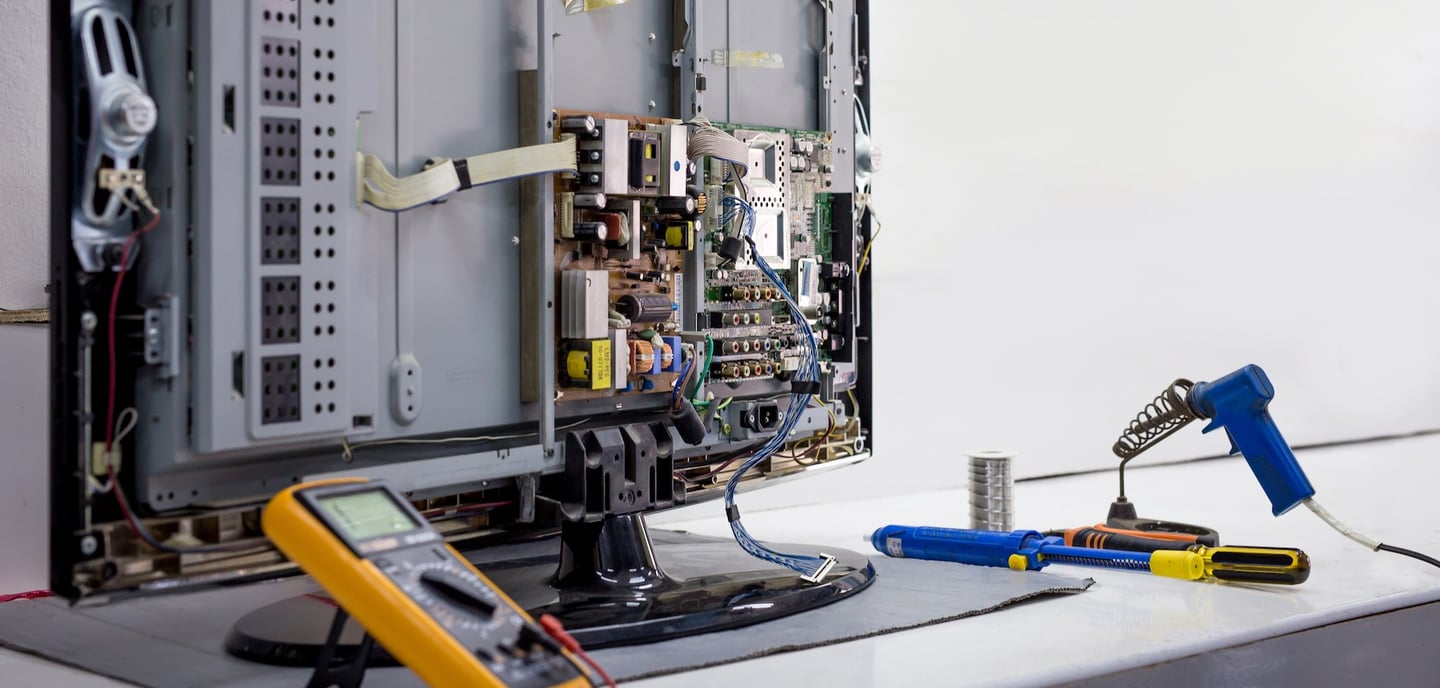 Reparación de televisores y servicio técnico electrónico en Quito por Smart Electronic Service