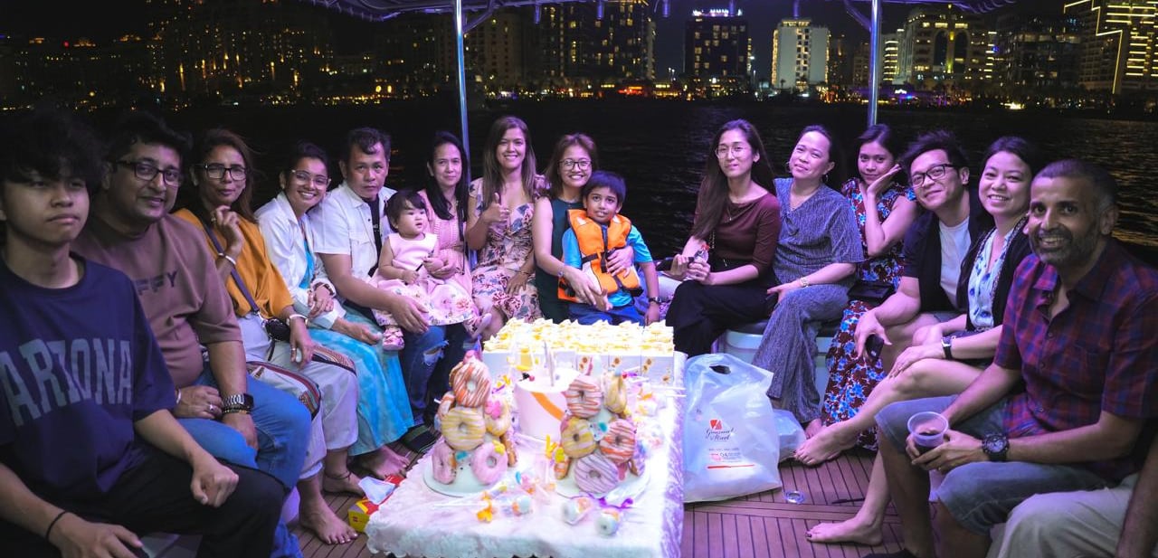 Book Your Yacht Party Photoshoot Now!
