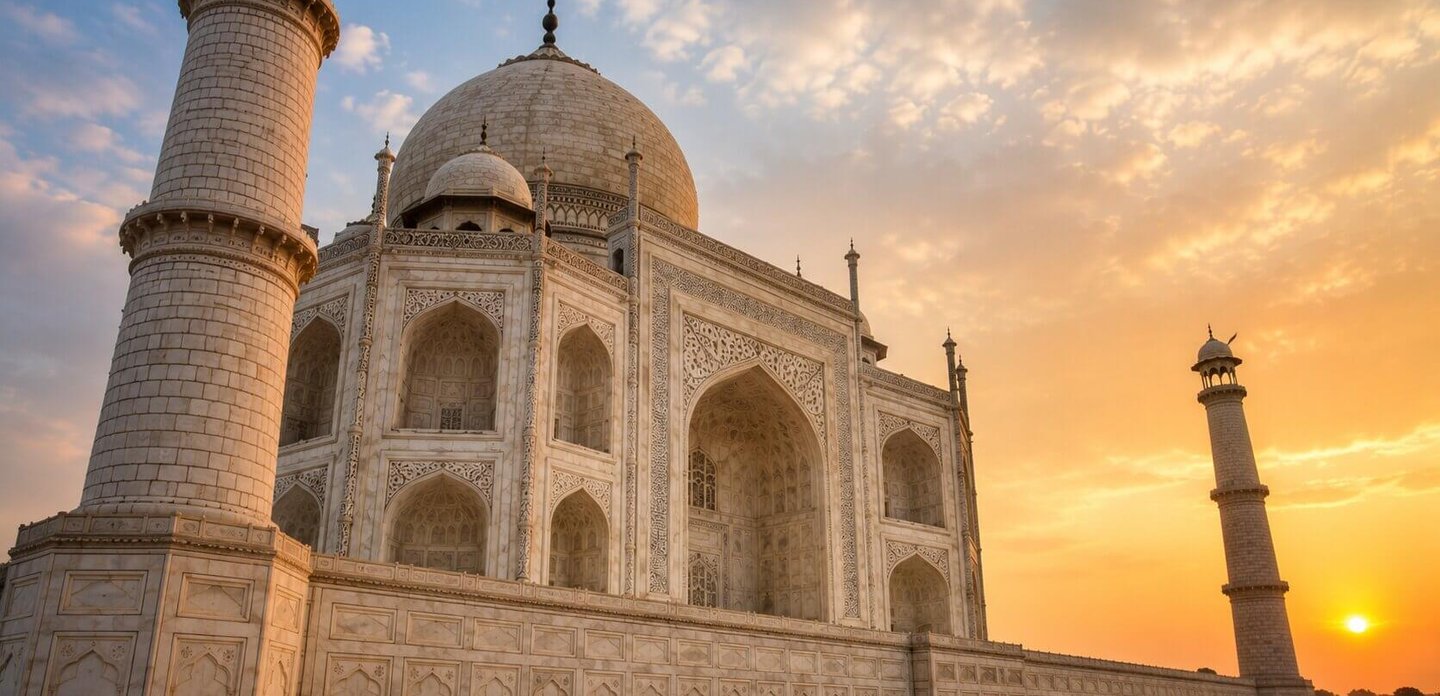 Taj Mahal at sun rise