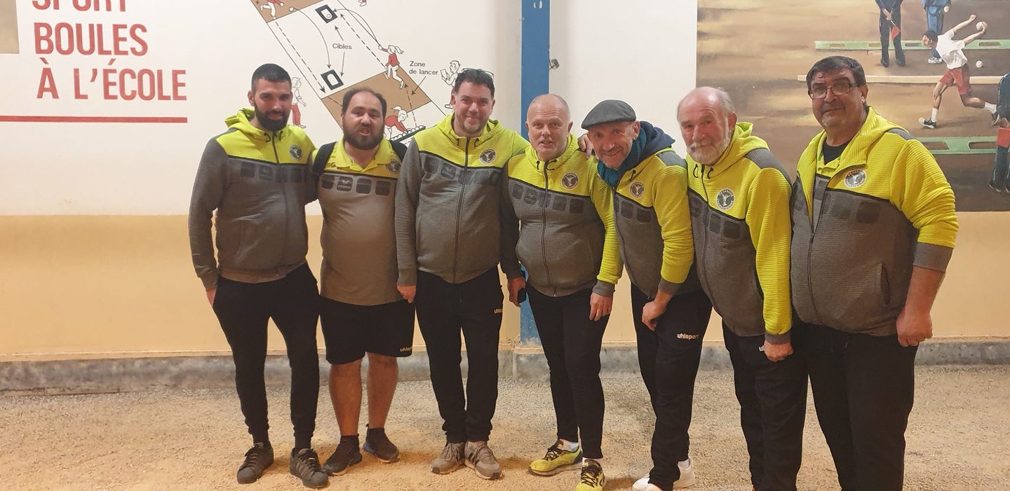 équipe de jeu provençal de Charnay-lès-Mâcon