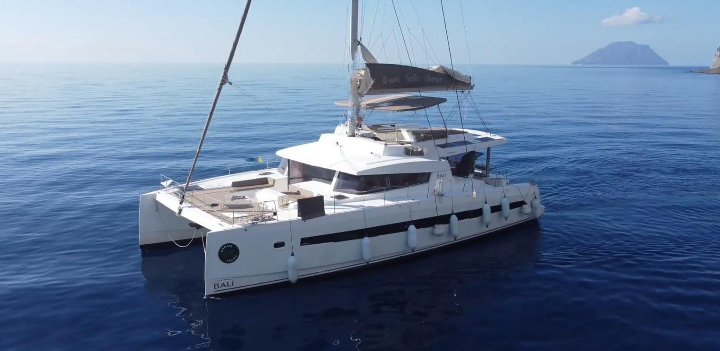 Notre catamaran Bali 54 à louer pour une excursion sur Lisbonne
