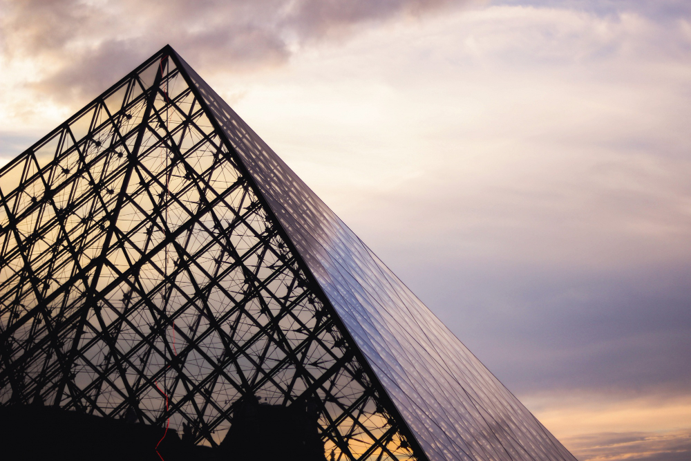 L’univers éblouissant de la mode au Louvre