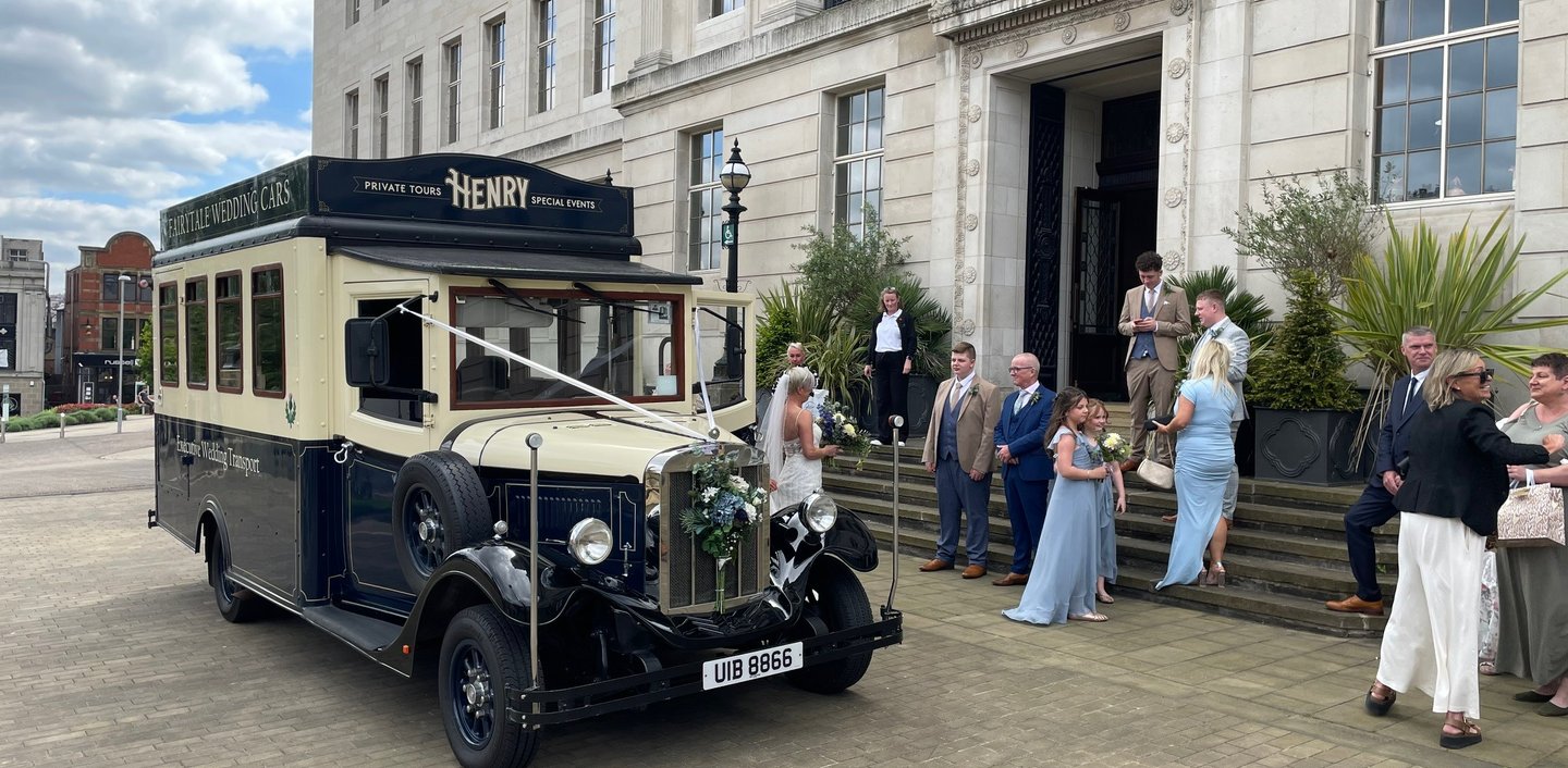 Henry vintage wedding bus from Fairytale Wedding Car car hire South Yorkshire y.
