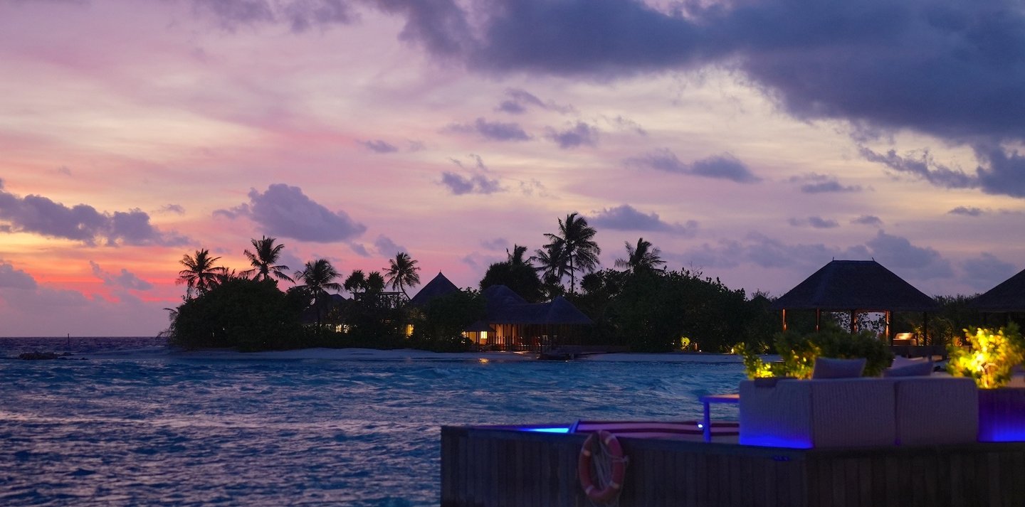 four-seaons-kuda-huraa-sunset
