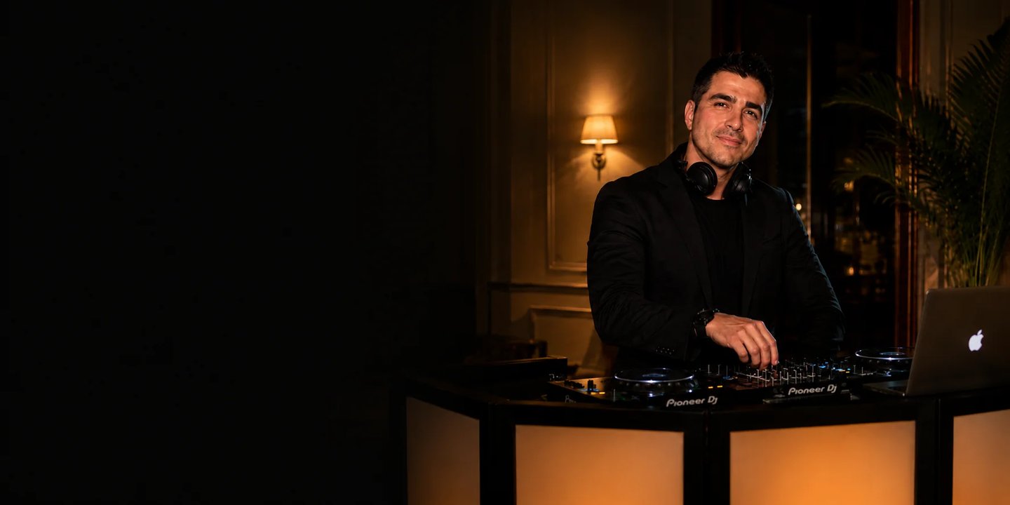 DJ en cena de empresa
