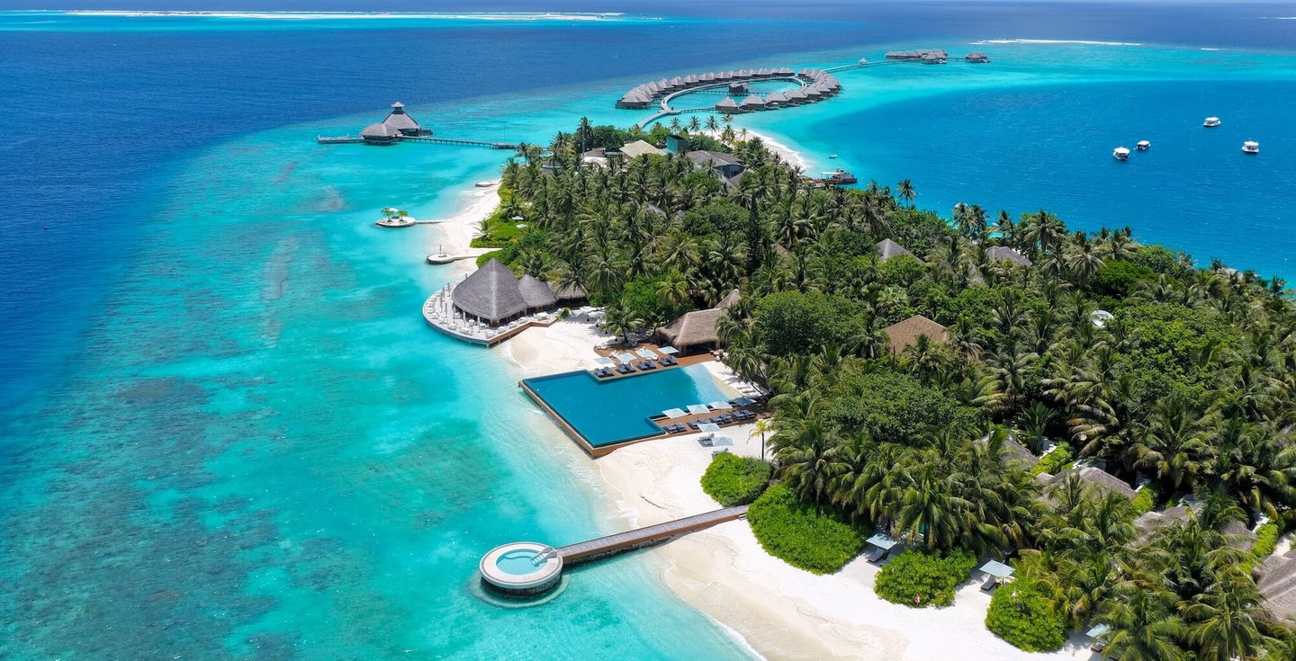 Huvafen Fushi Maldives island view