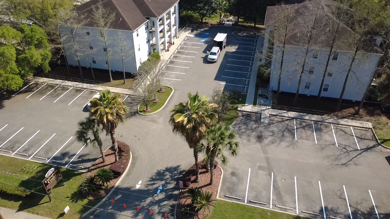Fresh line striping by Red Hills Asphalt — Tallahassee, FL