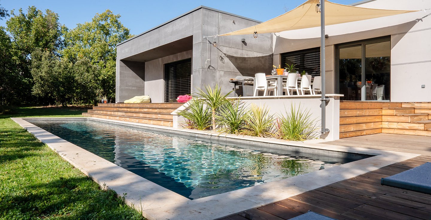 maison design moderne et piscine