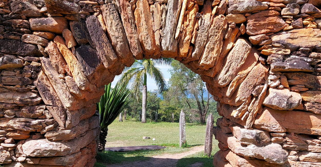 Bicame de Pedra, ponto turistico na cidade de Catas Altas, Minas Gerais