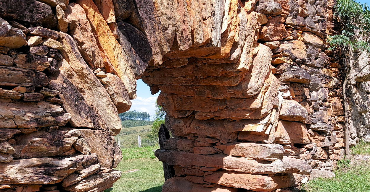 Bicame de Pedra, ponto turistico na cidade de Catas Altas, Minas Gerais