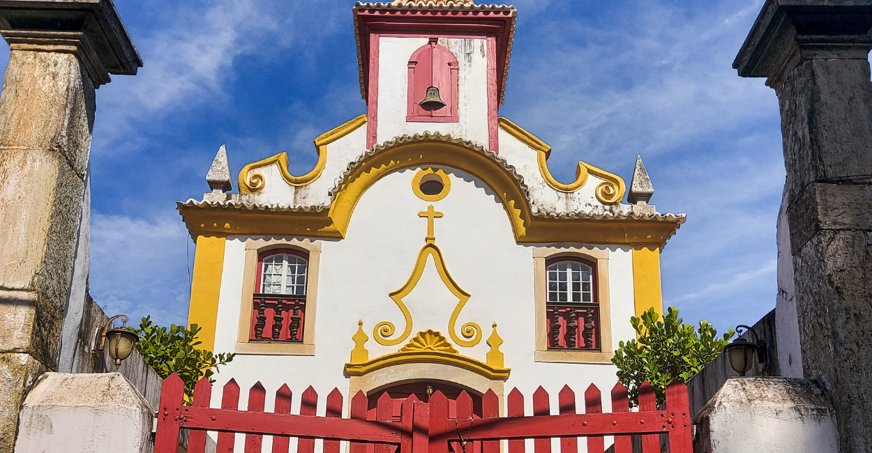Igreja Histórica no centro histórico de Cocais, distrito de Barão de Cocais, MG